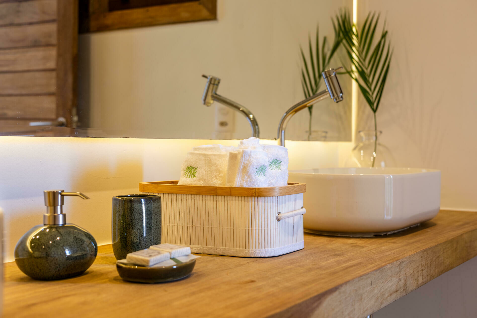 Villa Florens   Quarto Térreo 02 -  Foto Thiago Faquineli-15